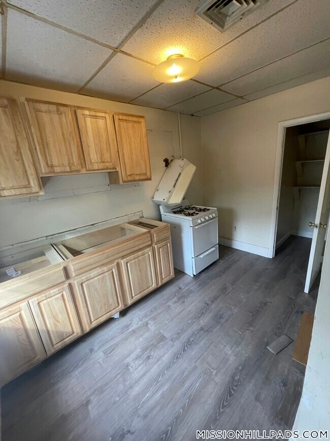 Building Photo - 54 Blue Hill Ave