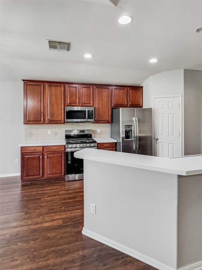 Building Photo - 20326 Linshire Dr