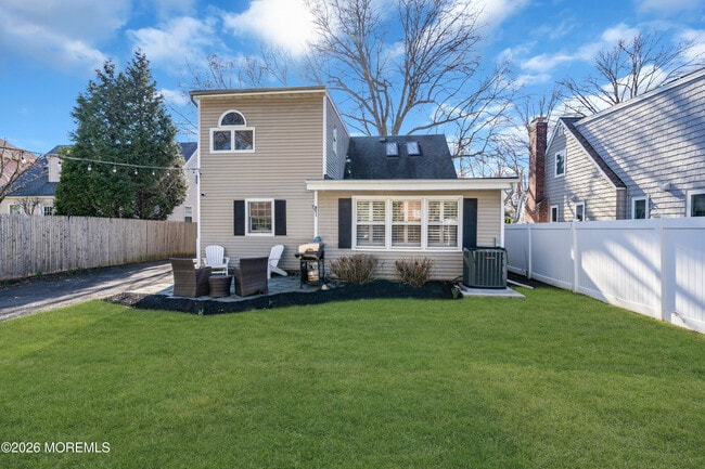 Building Photo - 24 St Nicholas Pl