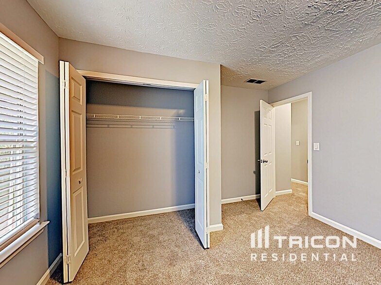 Building Photo - 12234 Cypress Way