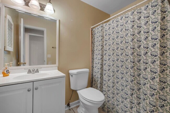 Building Photo - 1826 Meriadoc Rd