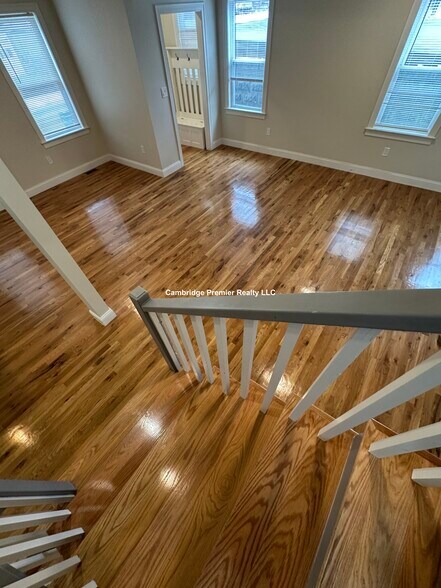 Building Photo - 96 Willis Ave