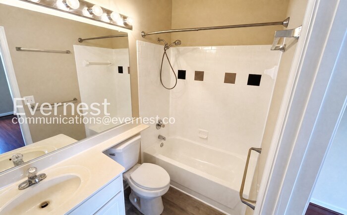 Building Photo - 21803 Flanders Ct