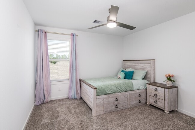 Building Photo - 13344 Bear Creek Ct