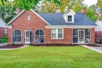 Building Photo - Live in the Heart of Shandon – Stylishly R...