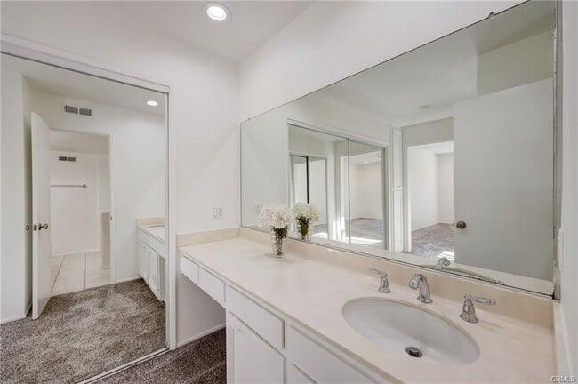 Building Photo - 33816 Colegio Dr