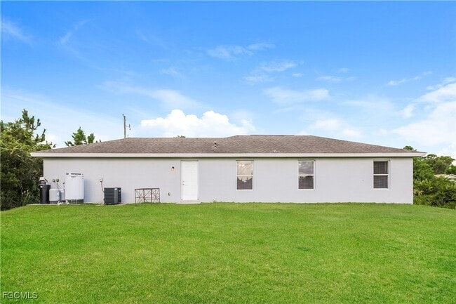 Building Photo - 3206 51st St W