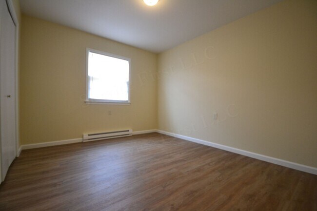 Building Photo - Cross Timbers Apartment