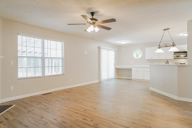 Building Photo - 1227 Arbor Greene Dr