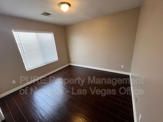 Building Photo - 5308 Las Cruces Heights St