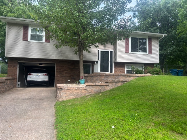 Building Photo - 1310 Gloucester Dr