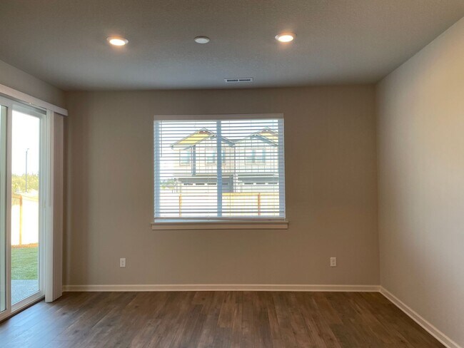 Building Photo - NEWER 4 Bed 2.5 Bath Home! Located near the Ridgefield Outdoor Recreation Center, equestrian faci...