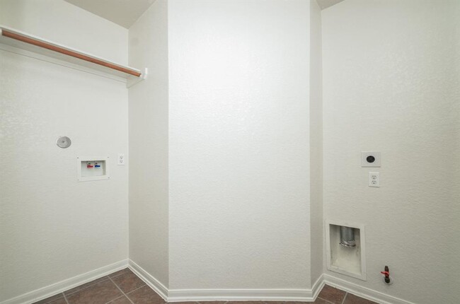Building Photo - 4835 Richmond Knoll Ln