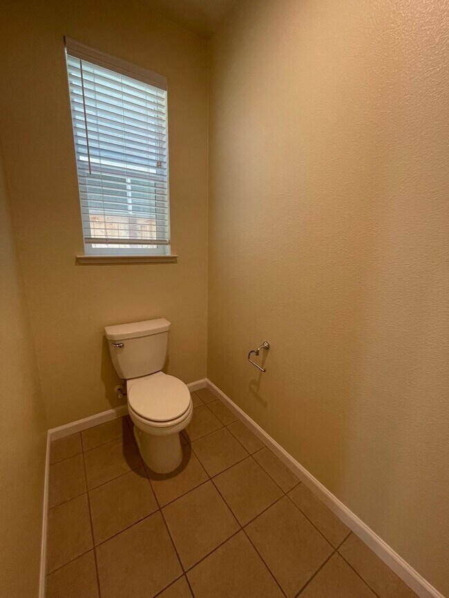 Building Photo - Beautiful Folsom Ranch Home