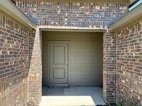 Building Photo - 2811 Jasmine Dr