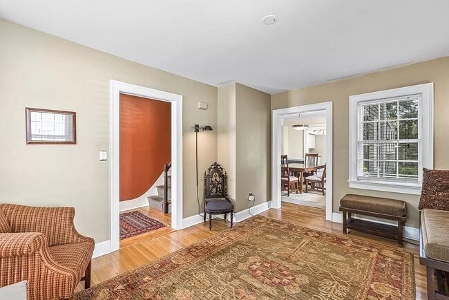 Building Photo - 14 Schouler Ct