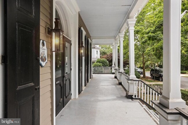 Building Photo - 12 Murray Pl