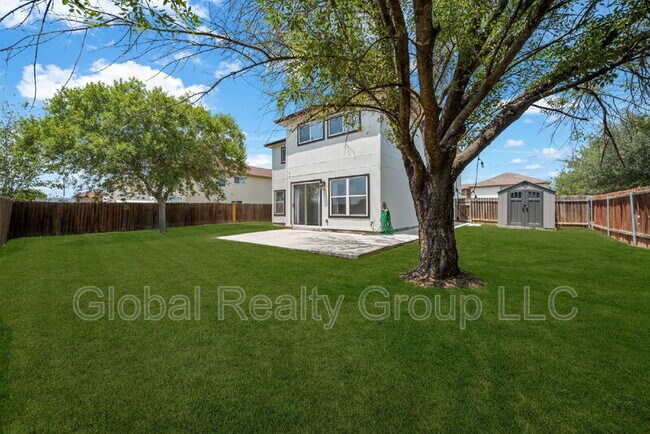 Building Photo - 215 Chisholm Trail