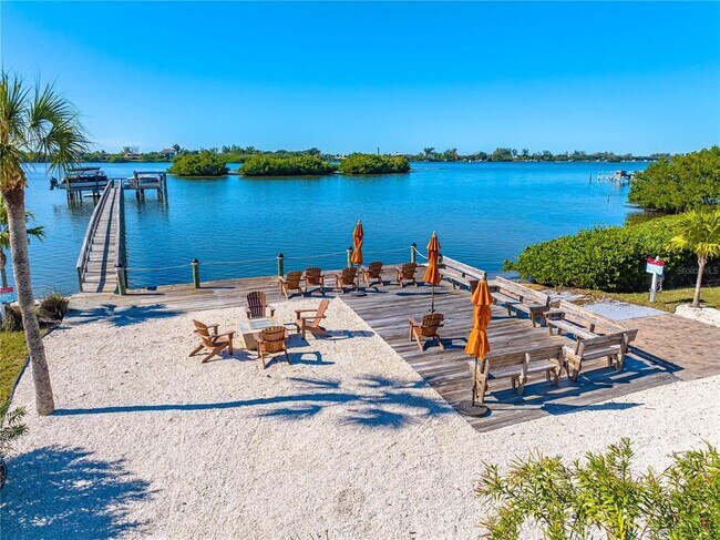 Building Photo - 3929 Waypoint Ave