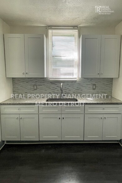 Building Photo - 5105 Grayton St