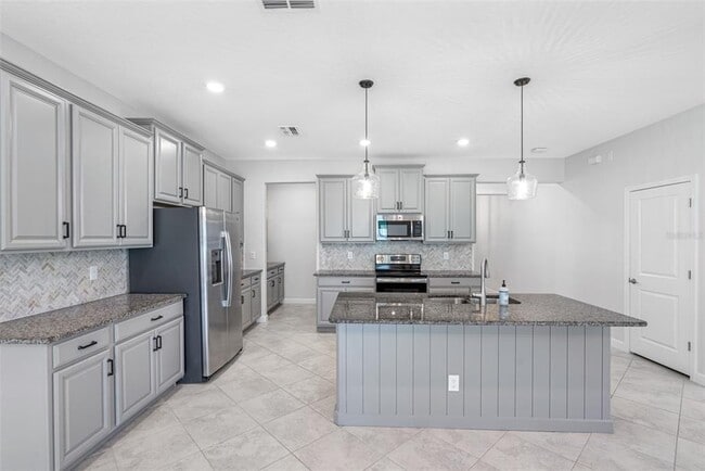 Building Photo - 13333 Orca Sound Dr