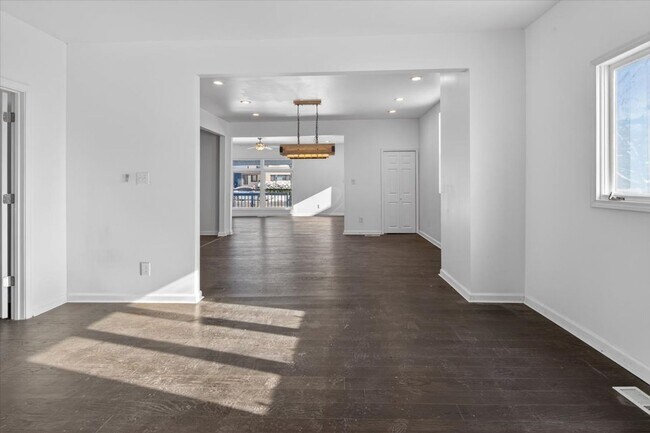 Building Photo - 2250 N Capitol Ave