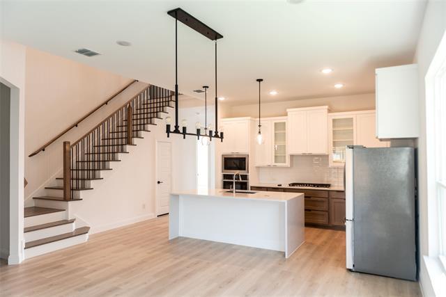 Building Photo - 2220 Sternpost Mews