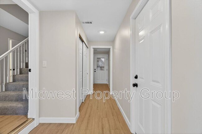 Building Photo - 90 Sutters Mill Rd