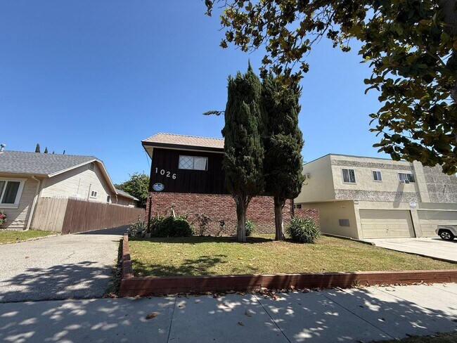 Building Photo - 1026 Grover Ave