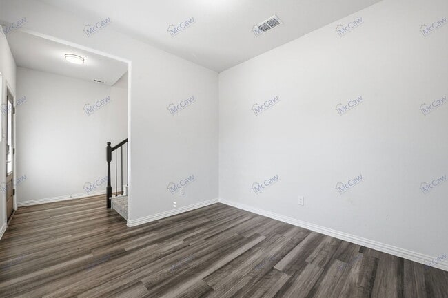 Building Photo - 236 Henly Dr