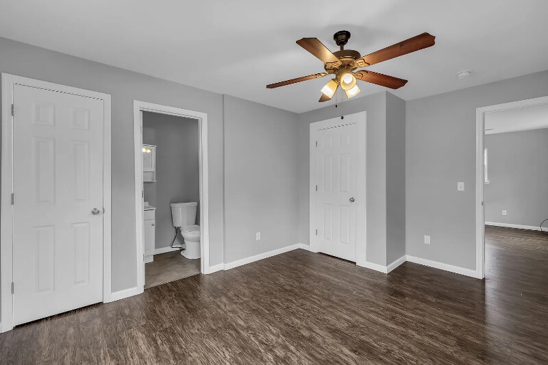 Building Photo - 2007 Wilson St