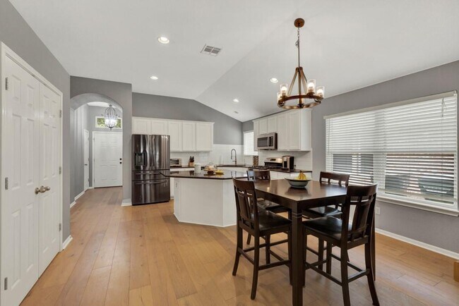 Building Photo - 481 Bayou Bend Dr