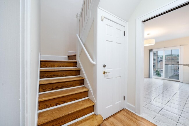 Building Photo - 6128 Madison St