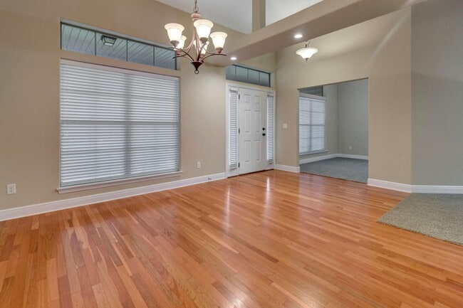 Building Photo - 6081 Dragonfly Way