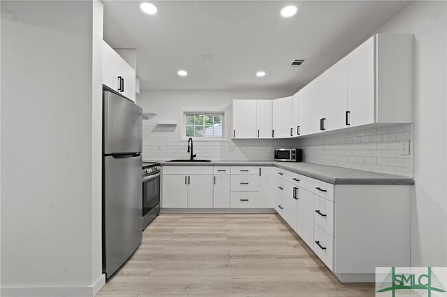 Building Photo - 403 Patton Rd