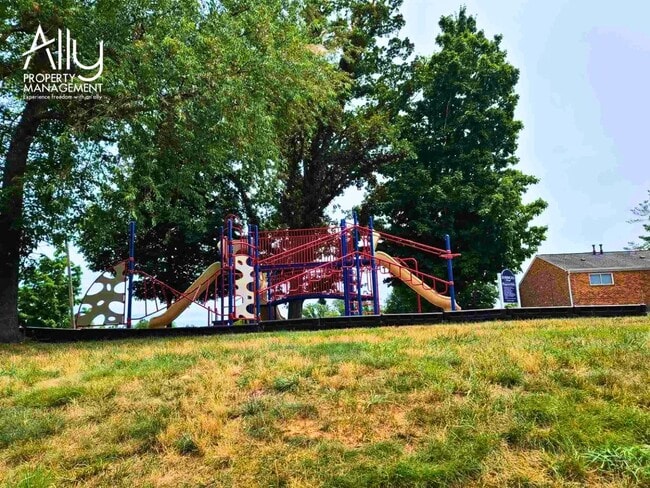 Building Photo - 840 Runnel Ct