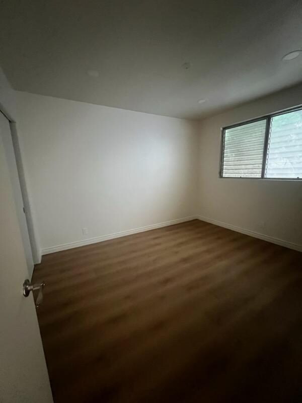 Building Photo - 3636 Mentone Ave