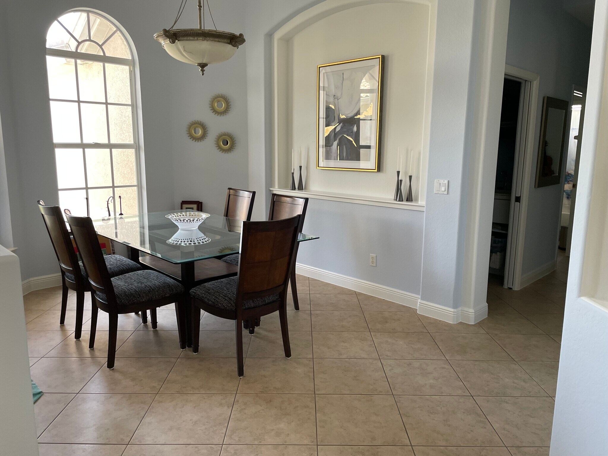 Building Photo - 8509 S Lake Cir