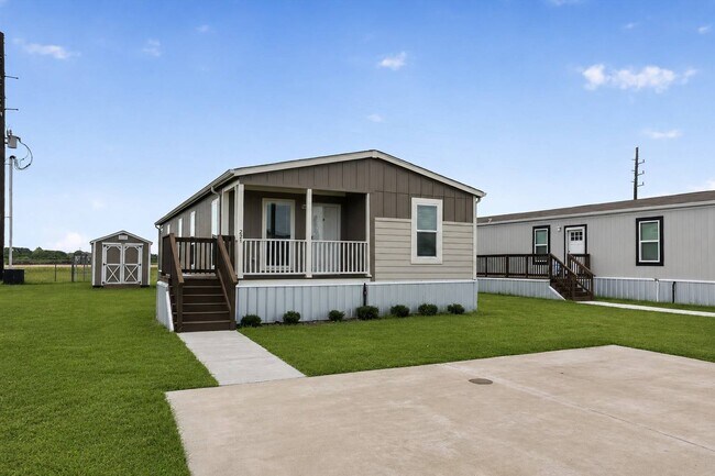 Building Photo - 221 Timothy Trl