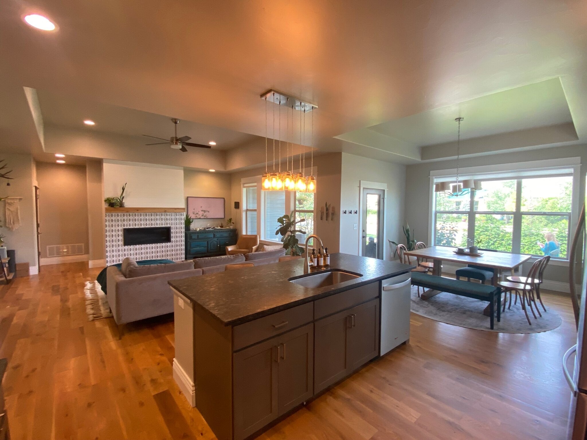 Building Photo - 3319 S 26th Ave