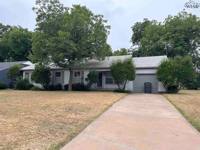 Building Photo - 3400 Barrett Pl