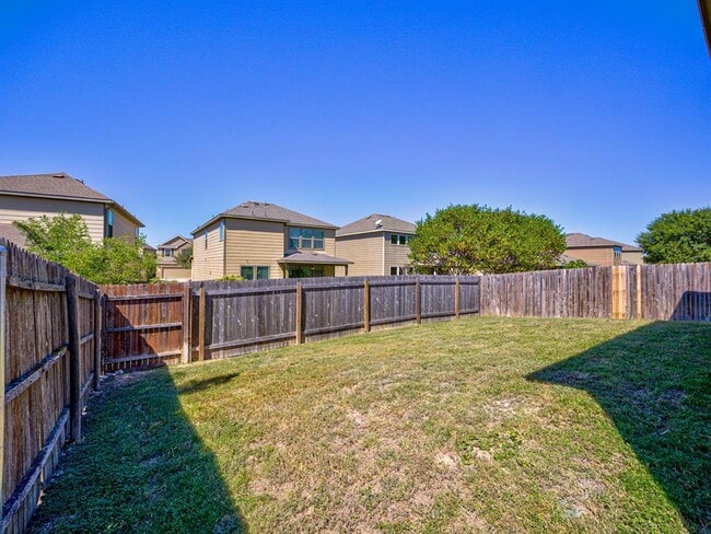 Building Photo - 9928 Aly May Dr