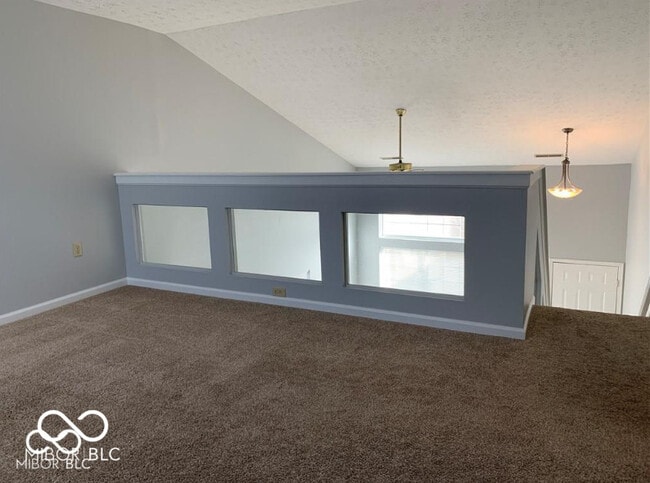 Building Photo - 684 Mountain Pine Dr