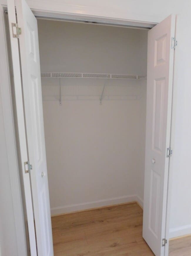 Building Photo - 208 Tobiano Dr