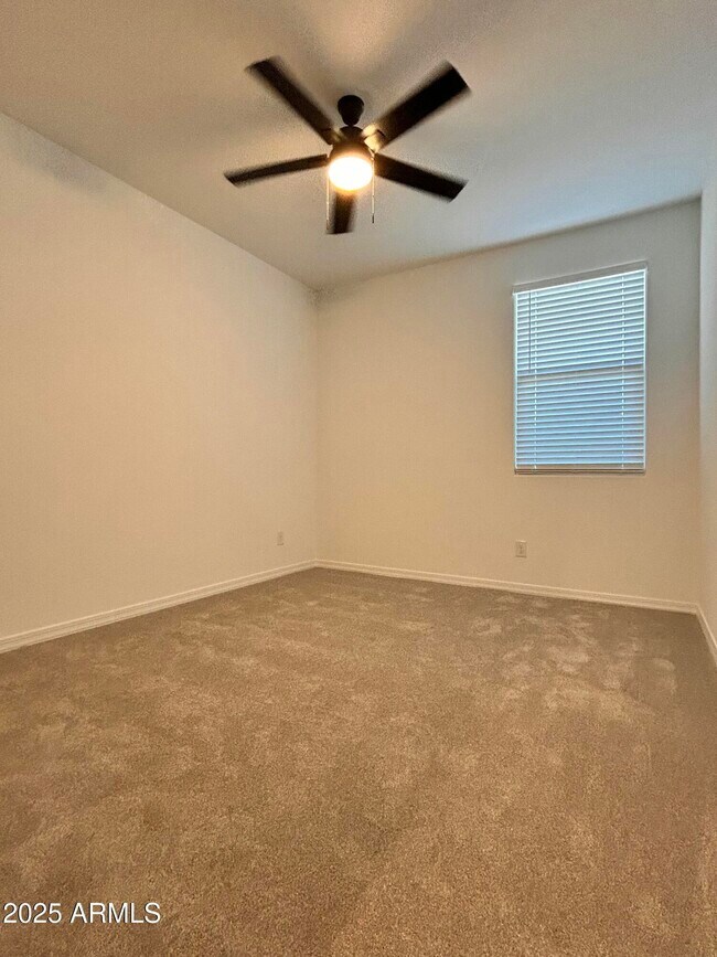 Building Photo - 4347 W Bradshaw Creek Ln
