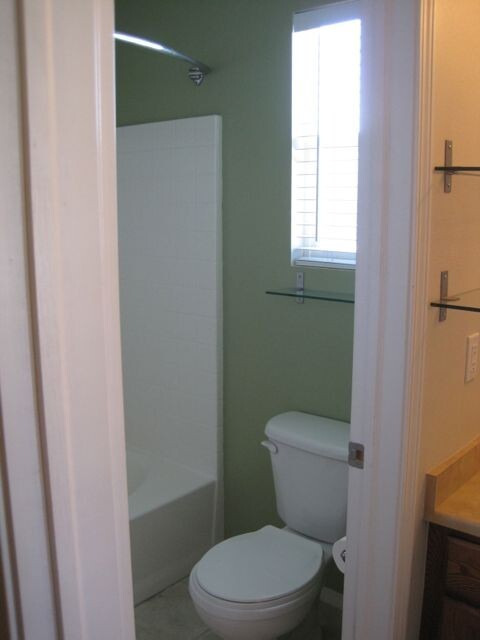 Building Photo - 209 Interlochen Ln