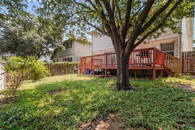 Building Photo - 1617 Gaylord Dr