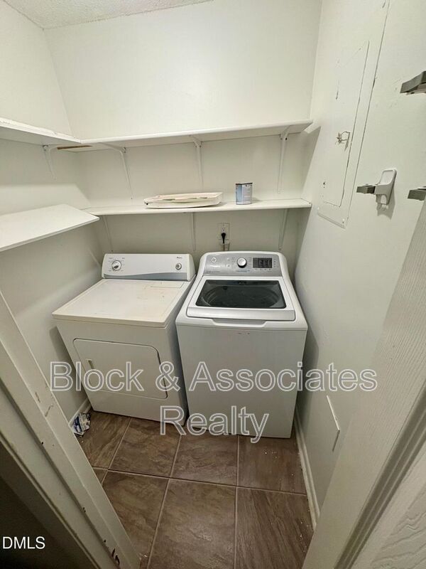 Building Photo - 4609 Grinding Stone Dr