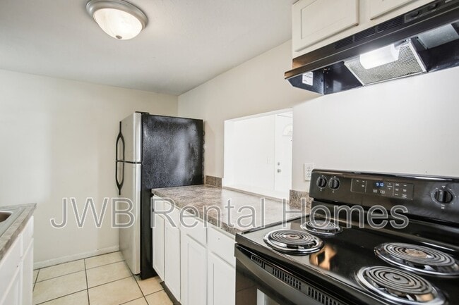Primary Photo - 7201 Arlington Expy