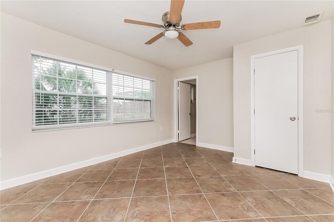 Building Photo - 9135 Richwood Ln